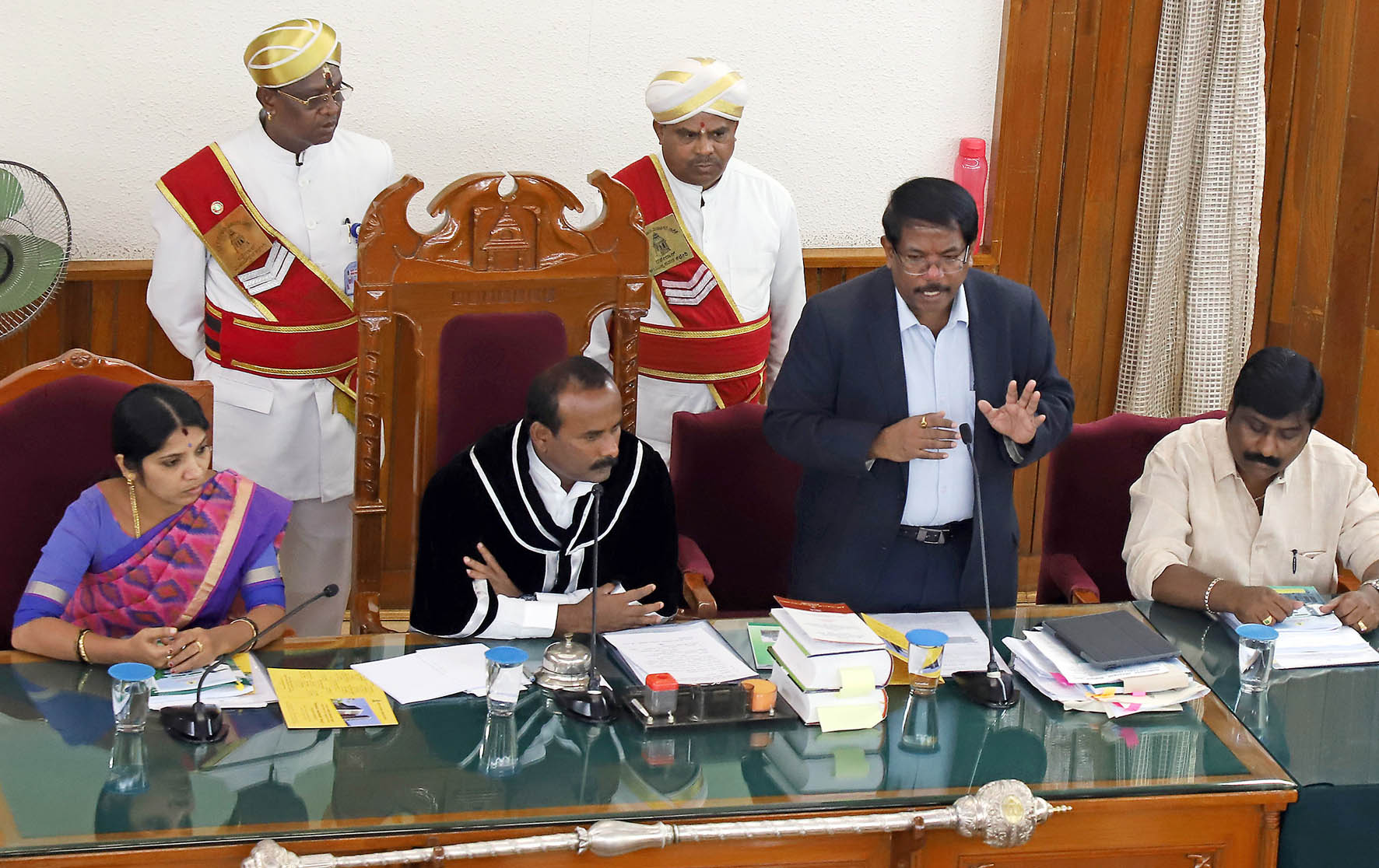 ನೇರ ವೇತನ ಪಾವತಿ ಅಸಾಧ್ಯ: ಮಂಜುನಾಥ ಪ್ರಸಾದ್